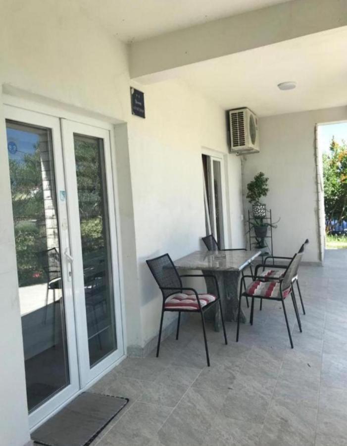 Apartman Dobric Kastel Stafilic Exterior photo