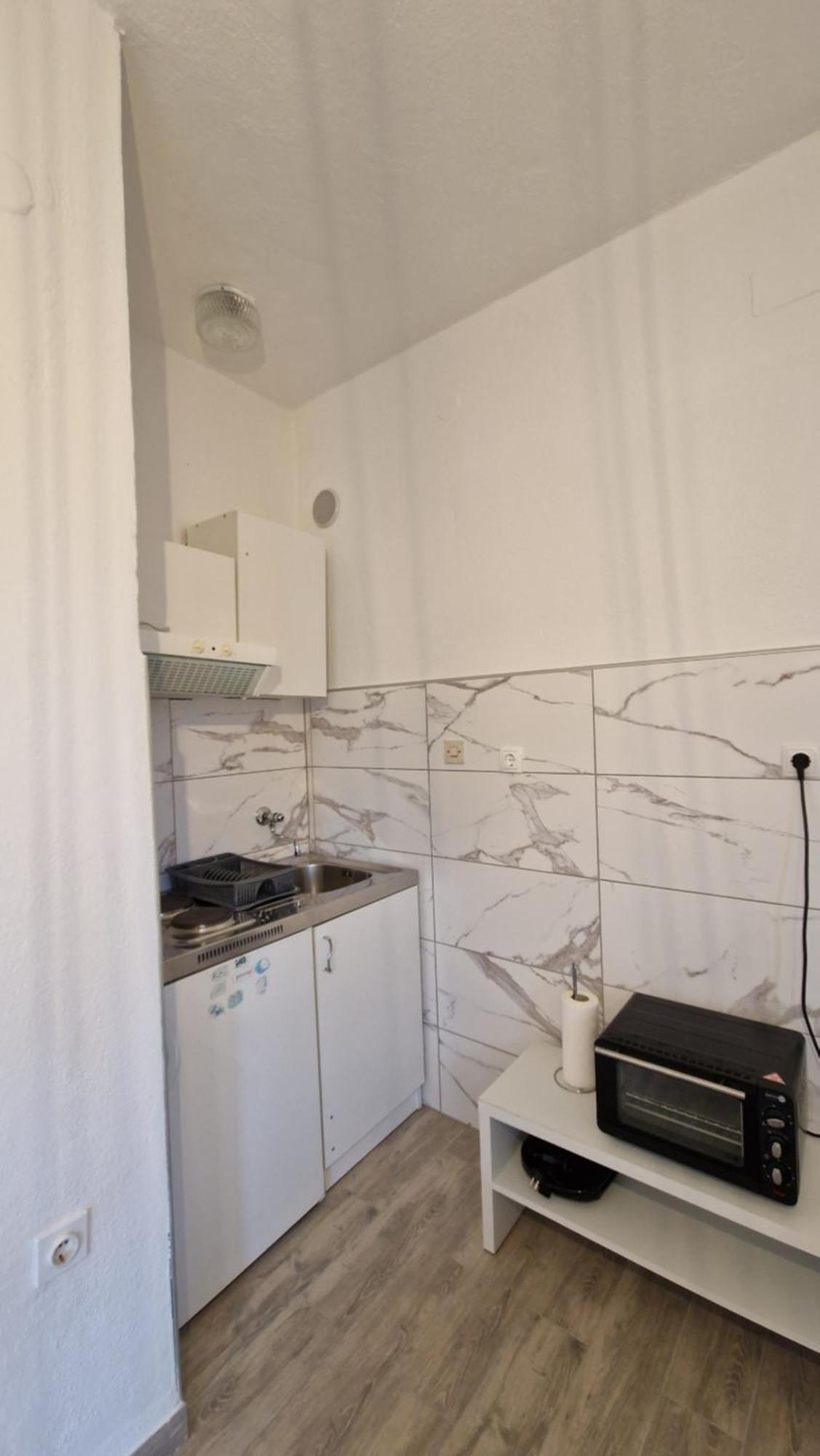 Apartman Dobric Kastel Stafilic Exterior photo